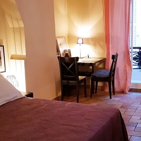 Appartamento Dans Le Marais 3