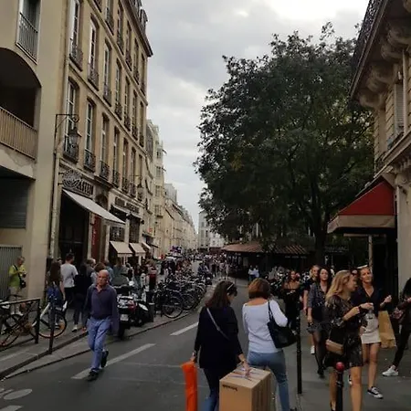 Apartment Dans Le Marais 3 *