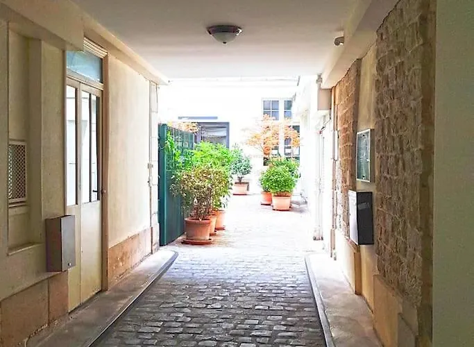 Dans Le Marais 3 Apartment